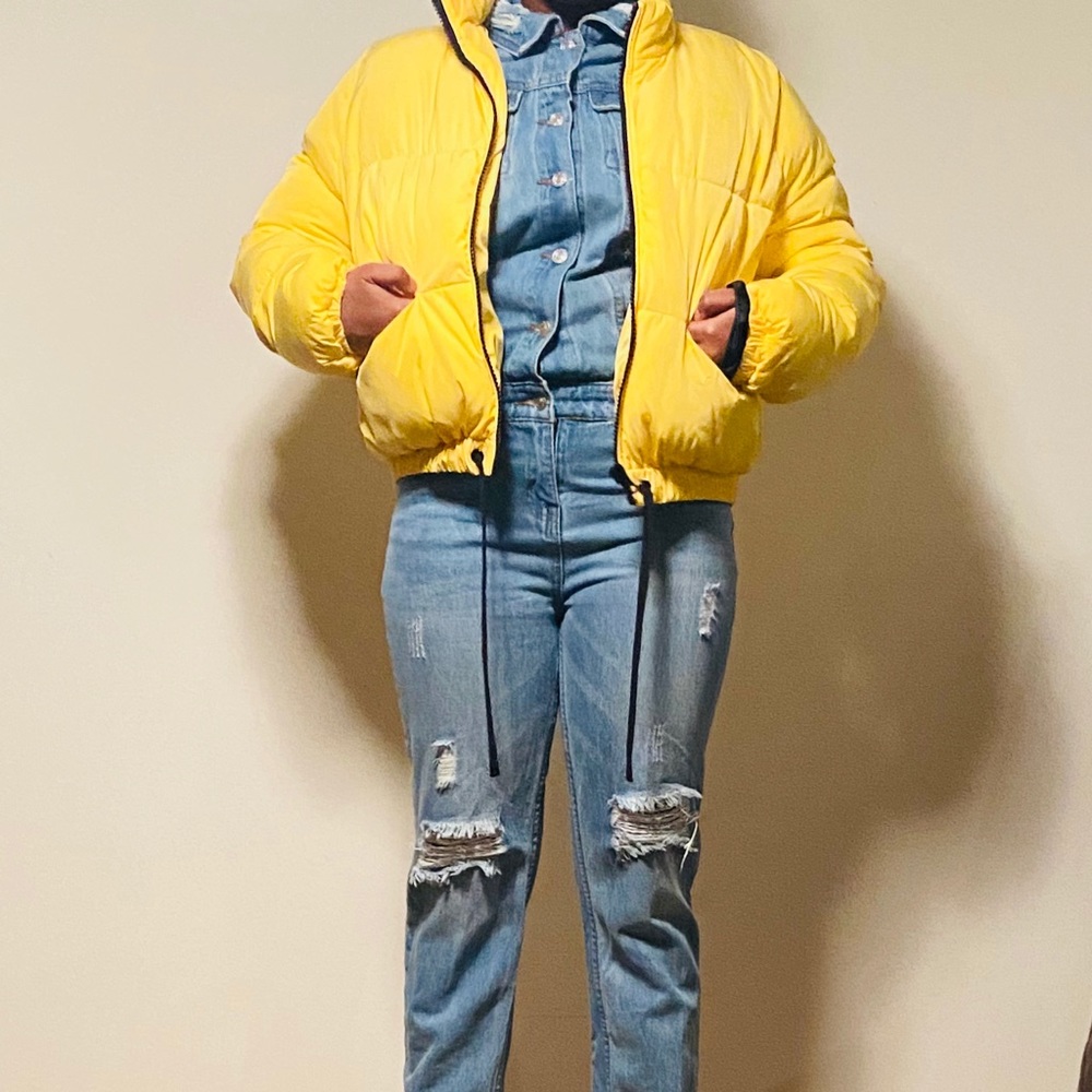 Cropped puffer jacket